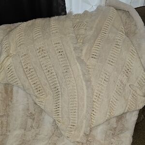 American Eagle Outfitters Cream Textured Sweater